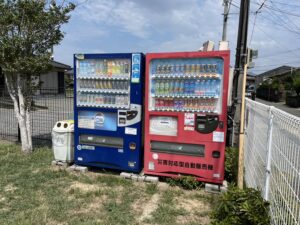 八代市植柳下町公園の自販機